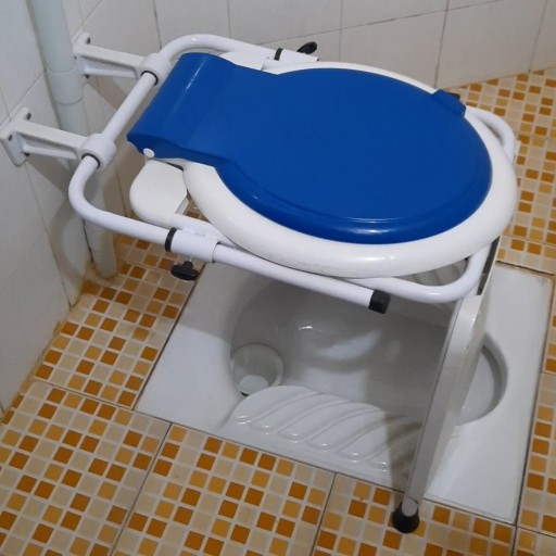 نحوه استفاده از توالت فرنگی تاشو